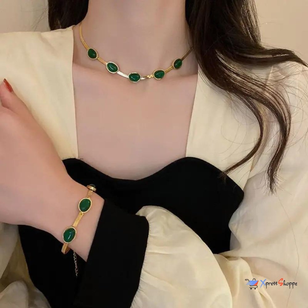 Luxury Emerald Green Crystal Necklace For Women (FREE Bracelet + Earrings)