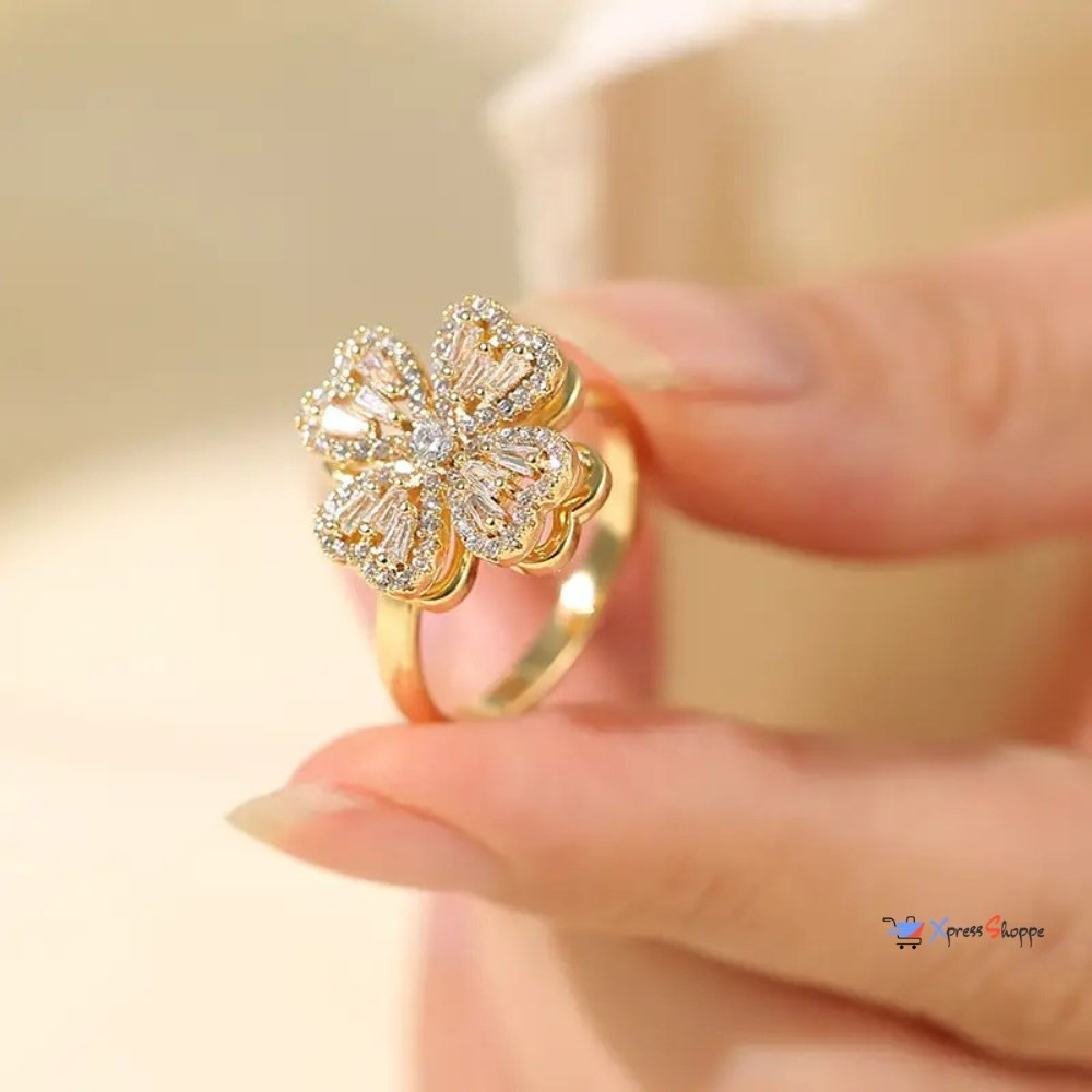 Four-Leaf Clover Spinning Gold Ring