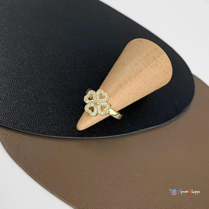 Four-Leaf Clover Spinning Gold Ring