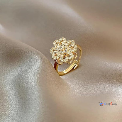 Four-Leaf Clover Spinning Gold Ring